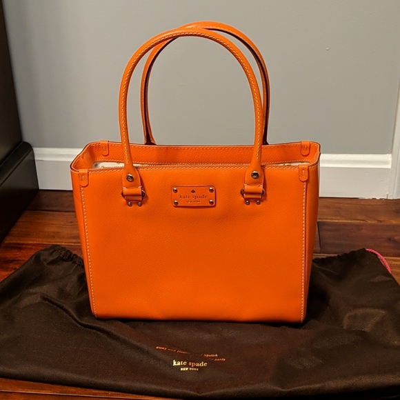 kate spade Handbags - 🌟HP🌟 Kate Spade bag